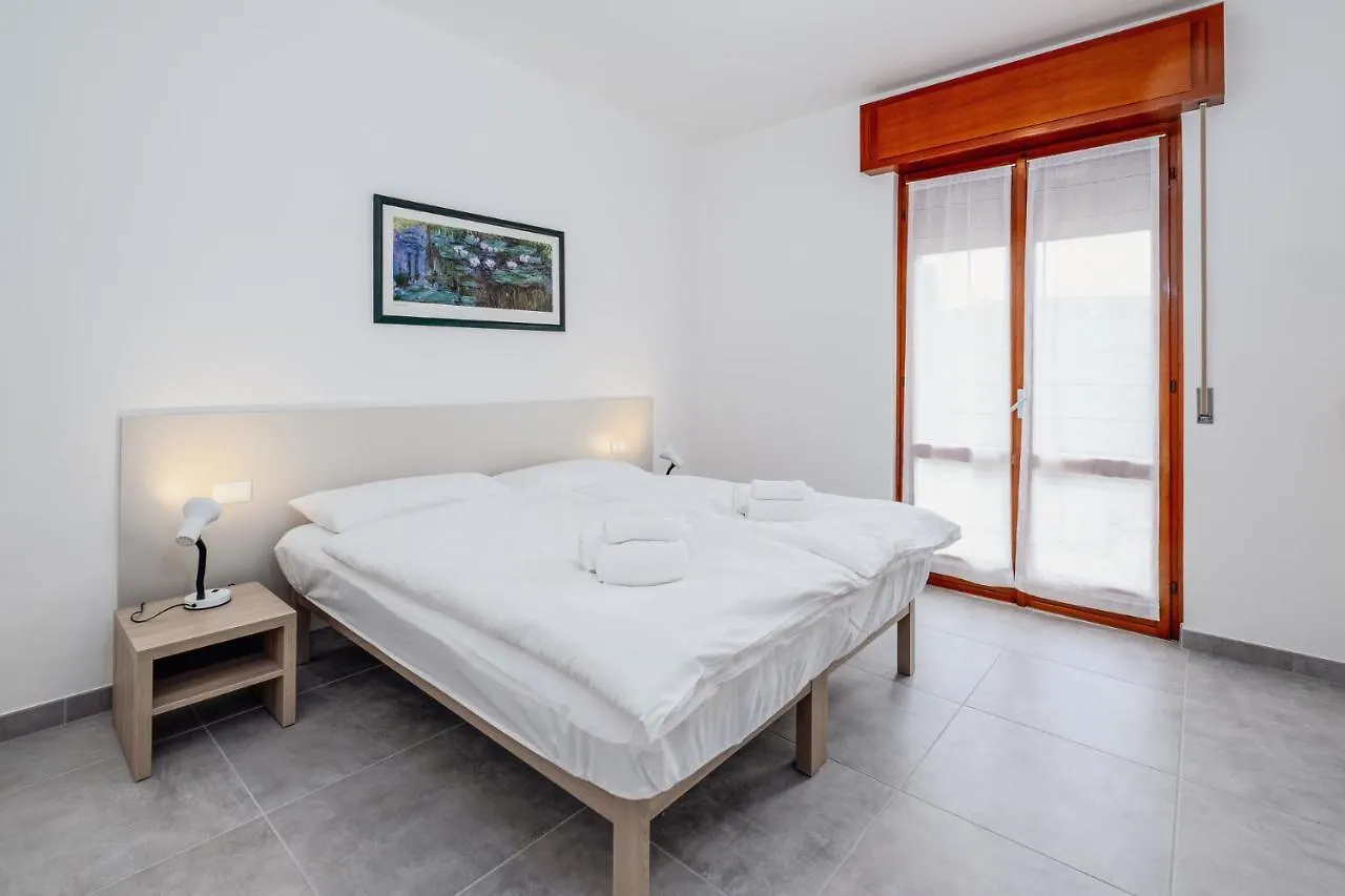 Classic Bardolino Apartment Italy